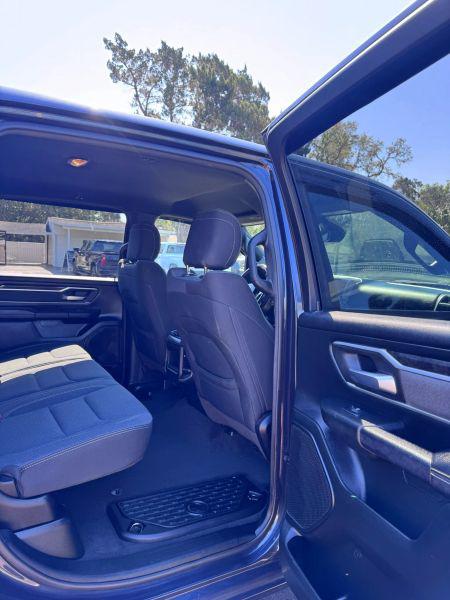 2021 Ram 1500 Big Horn Crew Cab 4x4 5'7" Box