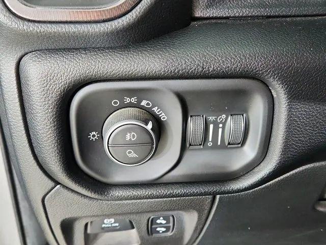 2022 Ram 1500 Laramie Crew Cab 4x4 5'7" Box