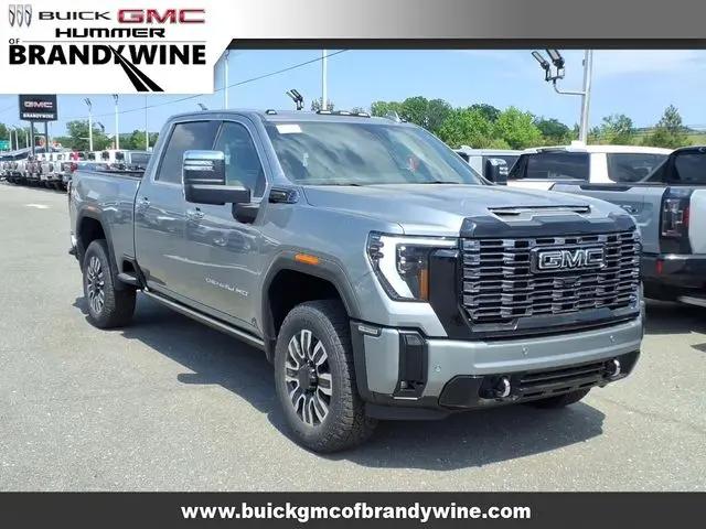 2026 GMC Sierra 2500HD Crew Cab, Standard Bed, Denali Ultimate, 4WD