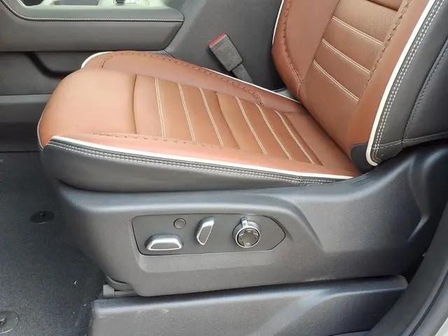 2026 GMC Sierra 2500HD Crew Cab, Standard Bed, Denali Ultimate, 4WD