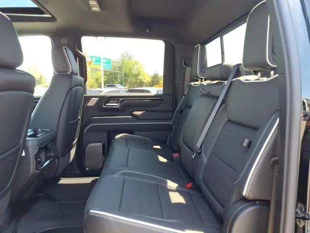 2026 GMC Sierra 2500HD Crew Cab, Standard Bed, AT4X, 4WD