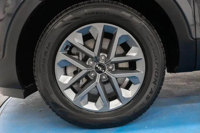 2025 Kia Telluride LX