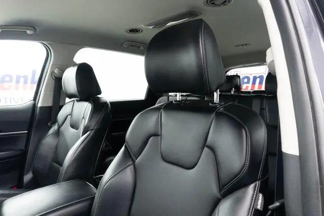 2025 Kia Telluride LX