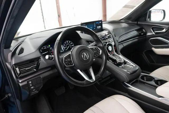 2025 Acura RDX Standard