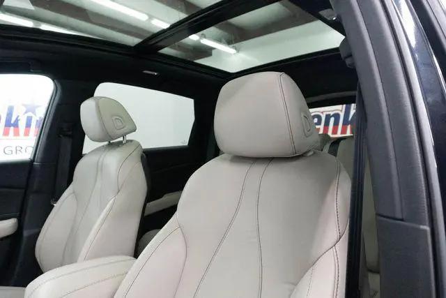 2025 Acura RDX Standard