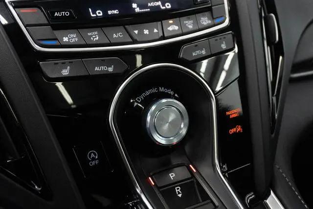 2025 Acura RDX Standard