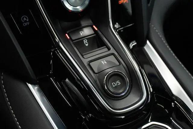 2025 Acura RDX Standard