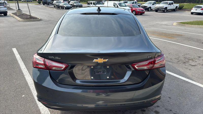 2021 Chevrolet Malibu FWD LT