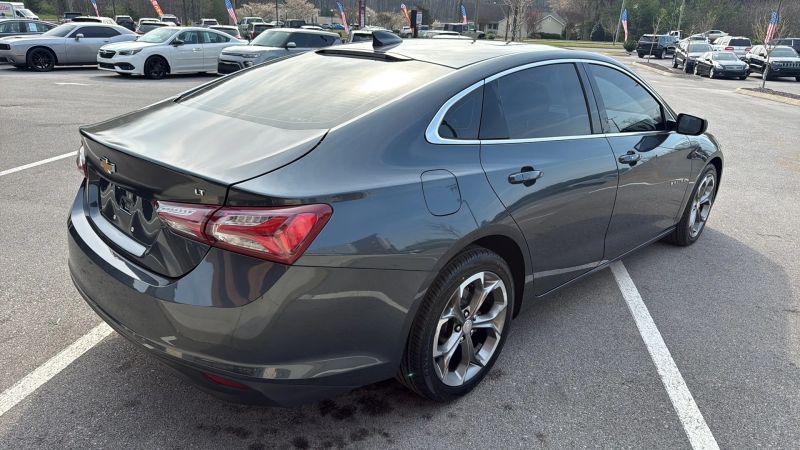2021 Chevrolet Malibu FWD LT