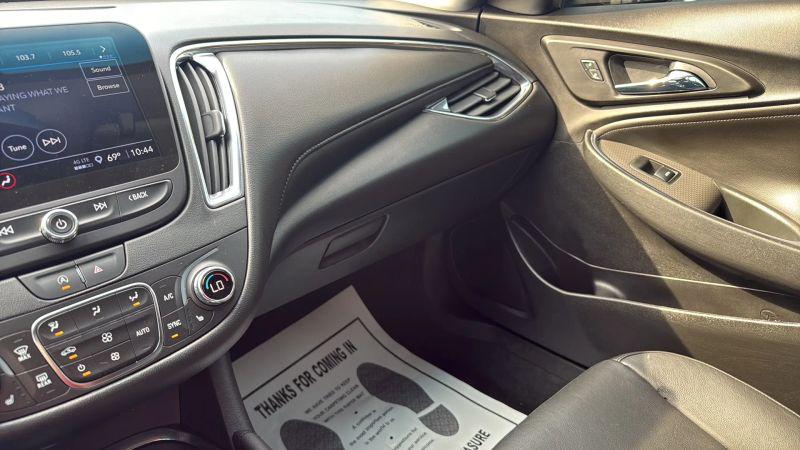 2021 Chevrolet Malibu FWD LT