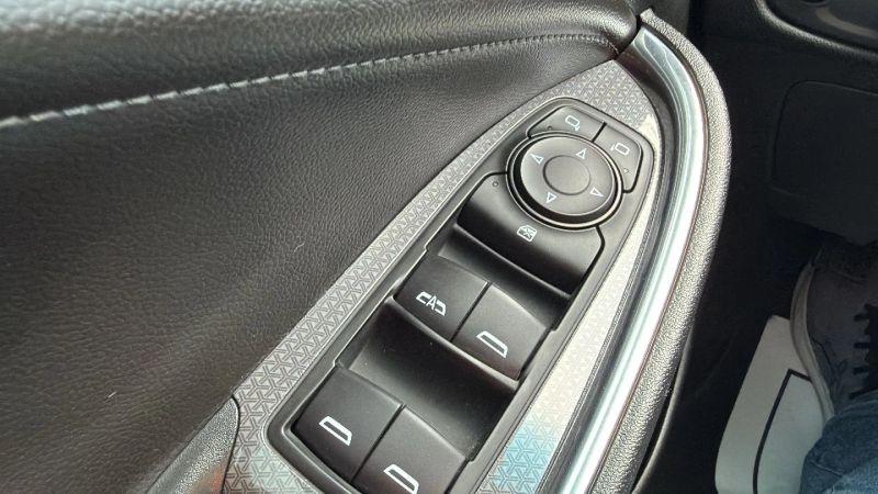 2021 Chevrolet Malibu FWD LT