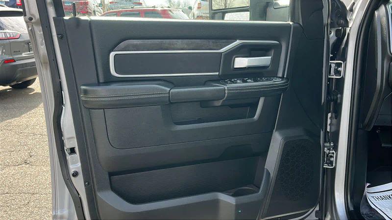2024 Ram 2500 Big Horn Crew Cab 4x4 6'4" Box