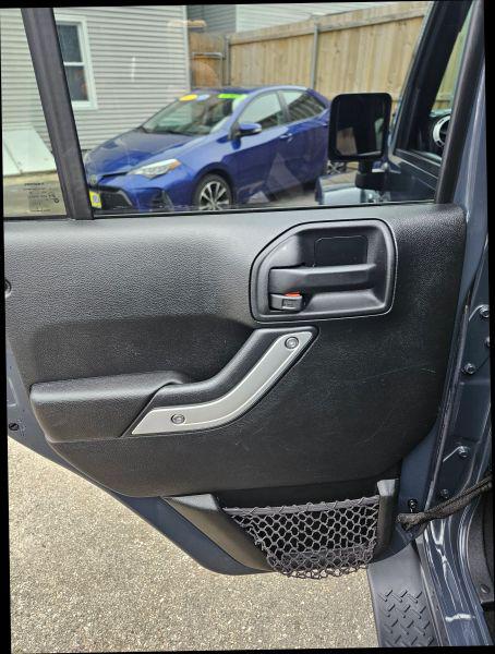 2017 Jeep Wrangler Unlimited Sahara 4x4