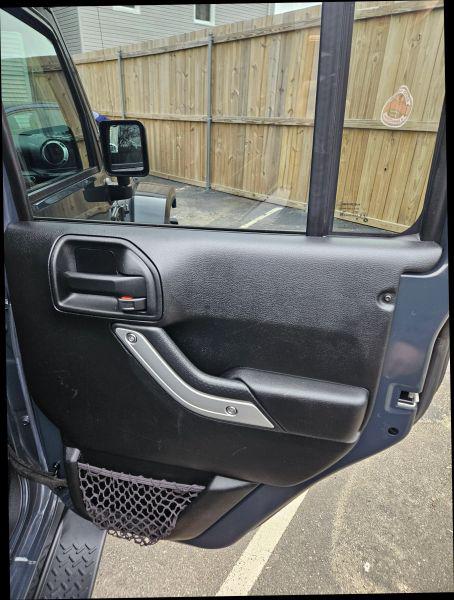 2017 Jeep Wrangler Unlimited Sahara 4x4