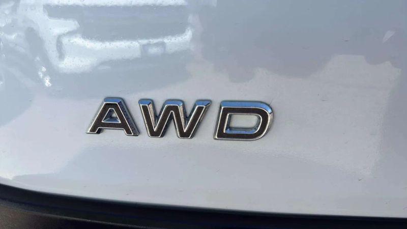 2023 Ford Transit Cargo Van Medium Roof w/LWB