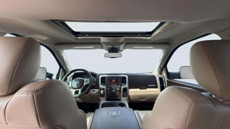 2017 Ram 1500 Laramie Crew Cab 4x4 5'7" Box
