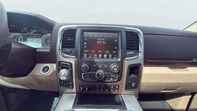 2017 Ram 1500 Laramie Crew Cab 4x4 5'7" Box