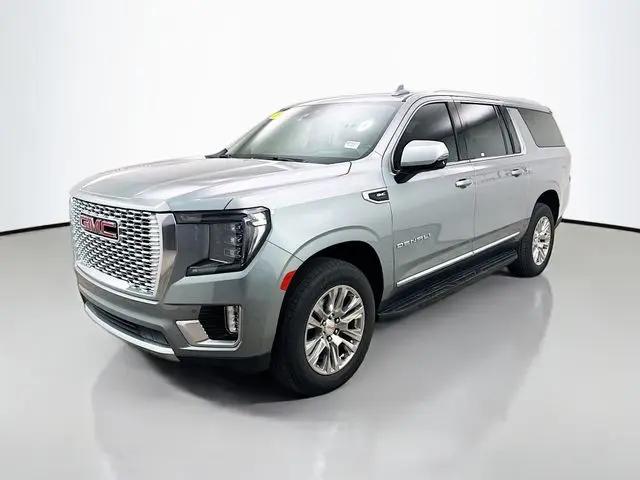 2023 GMC Yukon XL 4WD Denali