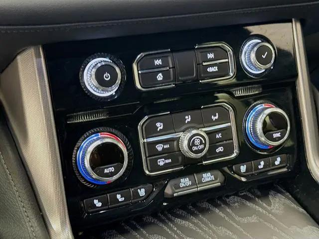 2023 GMC Yukon XL 4WD Denali