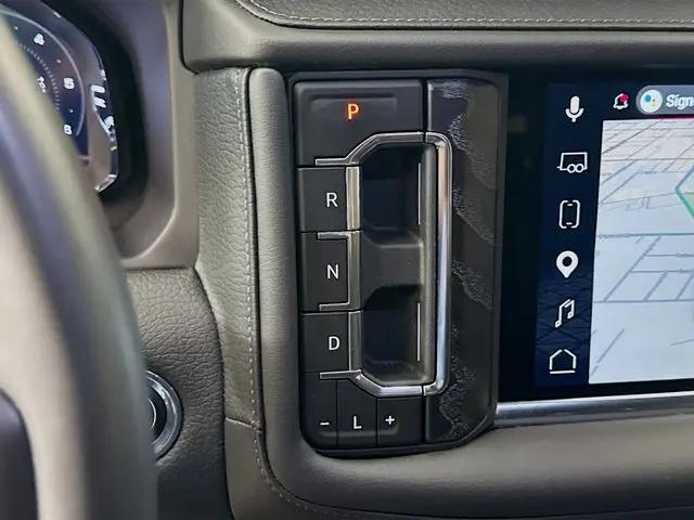 2023 GMC Yukon XL 4WD Denali
