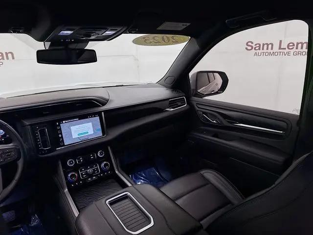 2023 GMC Yukon XL 4WD Denali