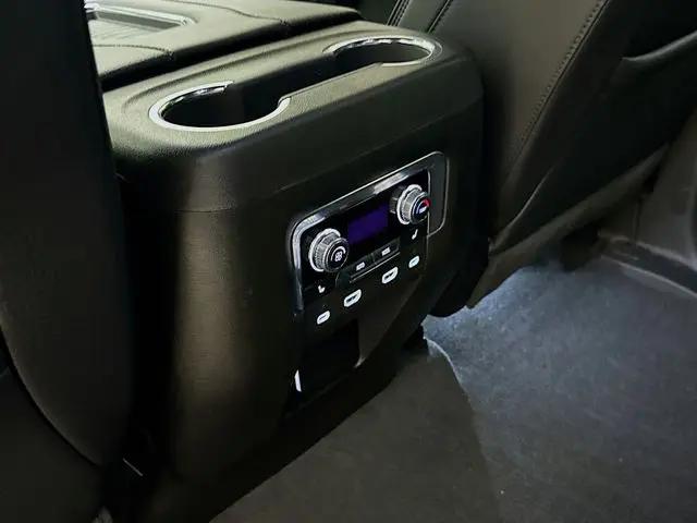 2023 GMC Yukon XL 4WD Denali