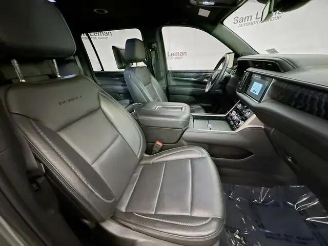 2023 GMC Yukon XL 4WD Denali