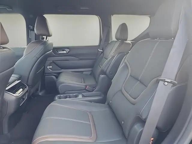 2025 Nissan Armada SL 4WD