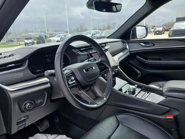 2022 Jeep Grand Cherokee Overland 4x4
