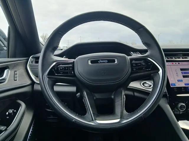 2022 Jeep Grand Cherokee Overland 4x4