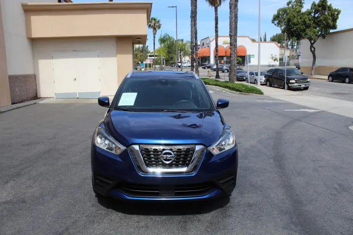 2020 Nissan Kicks SV Xtronic CVT
