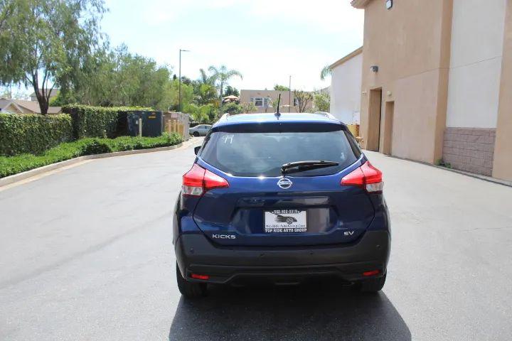 2020 Nissan Kicks SV Xtronic CVT