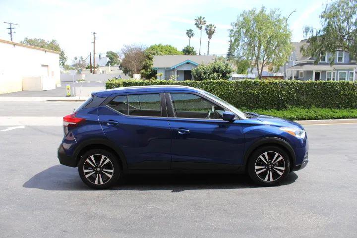 2020 Nissan Kicks SV Xtronic CVT