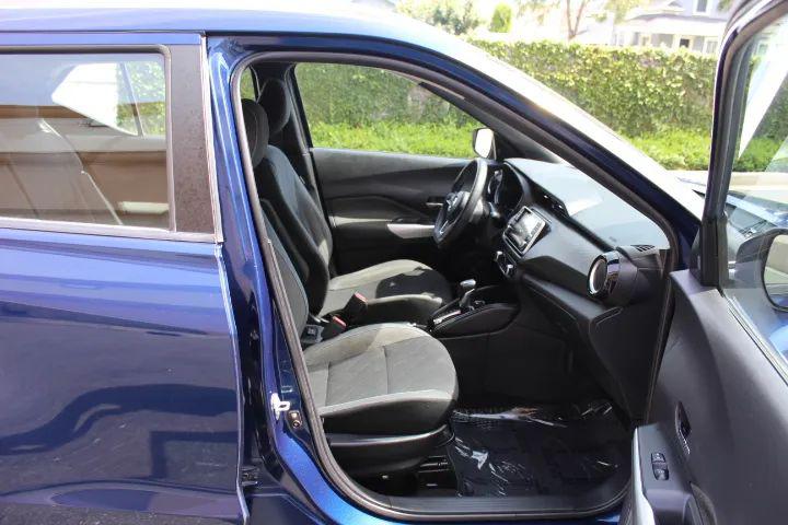 2020 Nissan Kicks SV Xtronic CVT