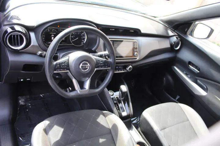 2020 Nissan Kicks SV Xtronic CVT