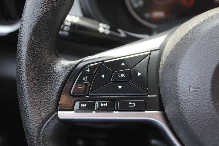2020 Nissan Kicks SV Xtronic CVT