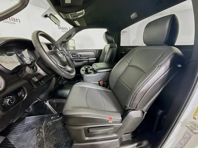 2024 Ram 3500 Tradesman Regular Cab 4x4 8' Box