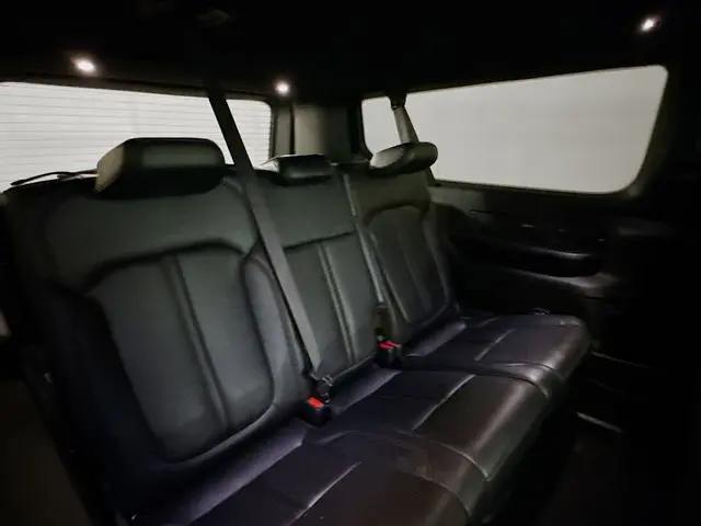2023 Jeep Wagoneer Series II 4x4