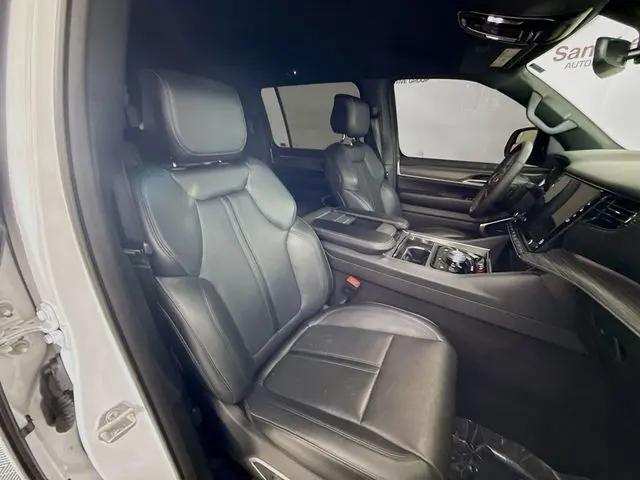 2023 Jeep Wagoneer Series II 4x4