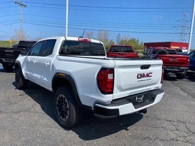 2026 GMC Canyon AT4, 4WD