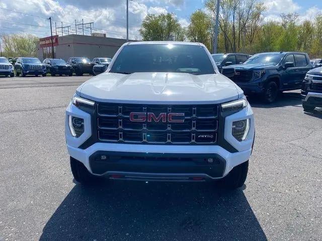 2026 GMC Canyon AT4, 4WD