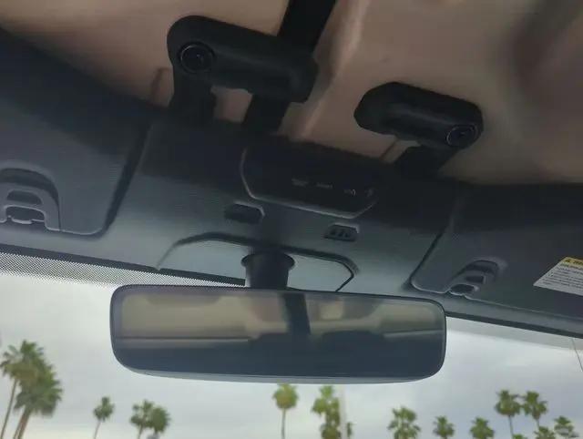 2023 Jeep Wrangler 4-Door Sahara