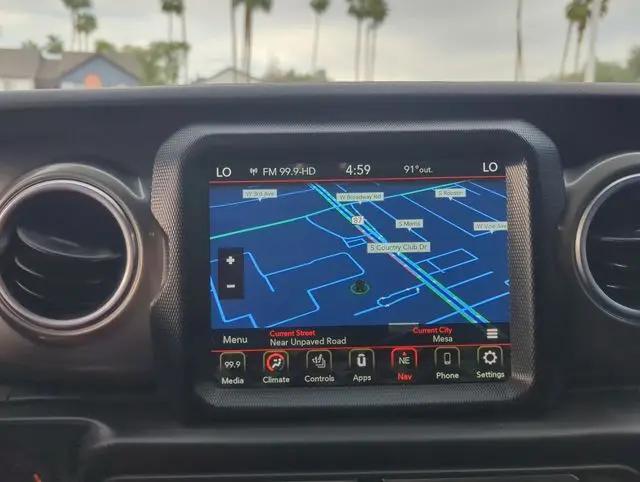 2023 Jeep Wrangler 4-Door Sahara