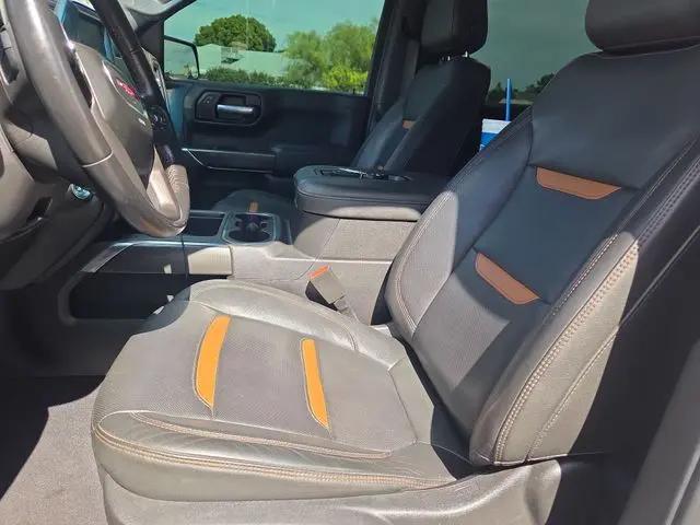 2022 GMC Sierra 1500 Limited 4WD Crew Cab Short Box AT4