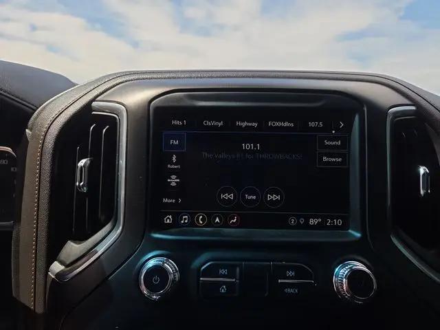 2022 GMC Sierra 1500 Limited 4WD Crew Cab Short Box AT4