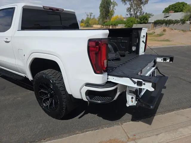 2022 GMC Sierra 1500 Limited 4WD Crew Cab Short Box AT4