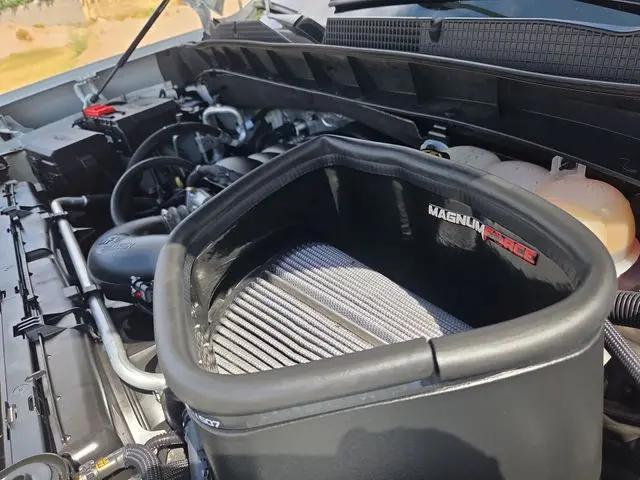 2022 GMC Sierra 1500 Limited 4WD Crew Cab Short Box AT4