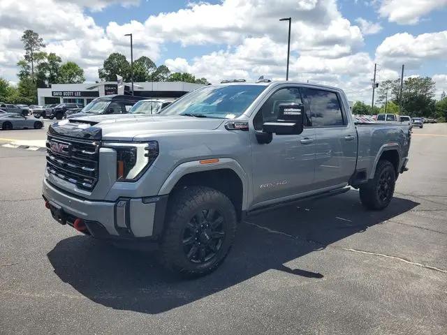 2024 GMC Sierra 3500HD 4WD Crew Cab Standard Bed AT4