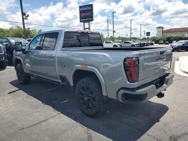 2024 GMC Sierra 3500HD 4WD Crew Cab Standard Bed AT4