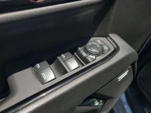 2024 GMC Sierra 3500HD 4WD Crew Cab Standard Bed AT4